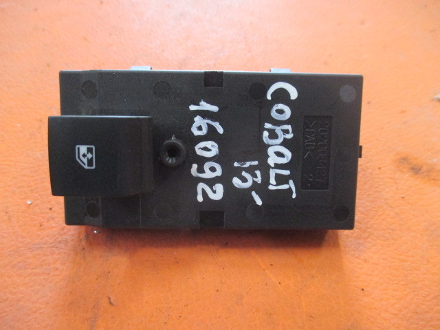 Кнопка стеклоподъемника Chevrolet Cobalt  2011-н.в. на Chevrolet Cobalt 