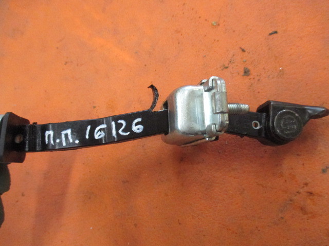 Ограничитель двери Chevrolet Cobalt  2011-н.в. на Chevrolet Cobalt 