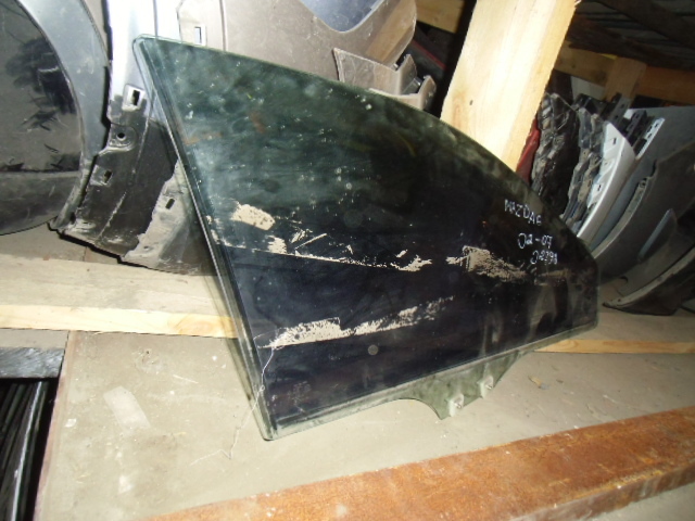 Стекло двери передней правой Mazda 6(GG) 2002-2005 на Mazda 6(GG)