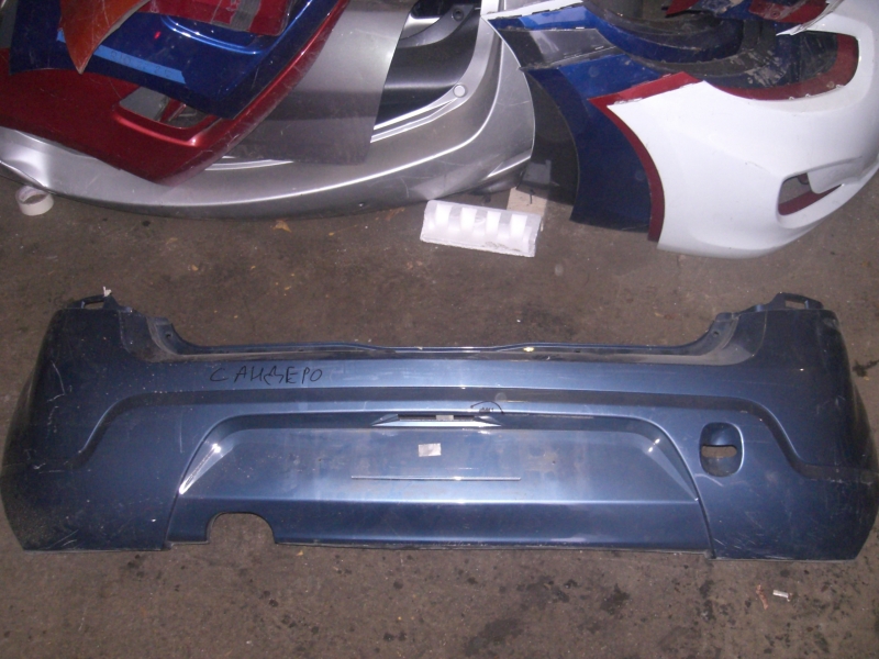 Бампер задний Renault Sandero  2009-2014 на Renault Sandero 