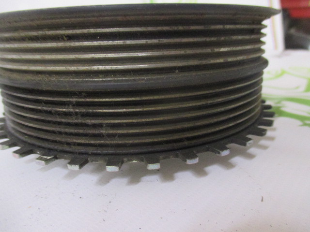 Шкив коленвала Ford Focus 2 2005-2008 4M5G6316FC на Ford Focus 2