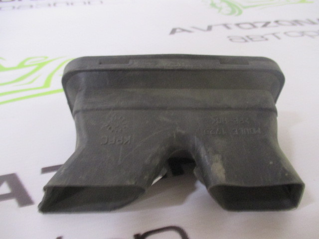 Дефлектор воздушный Peugeot 307 2001-2008 на Peugeot 307