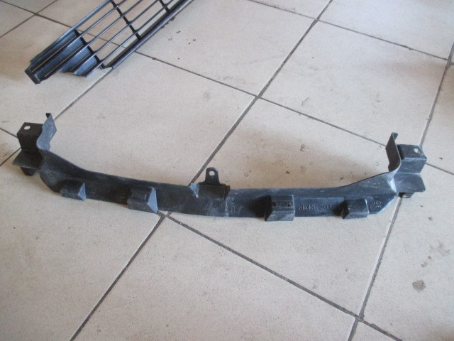 Кронштейн переднего бампера Mazda CX5 (KE) 2011-2015 на Mazda CX5 (KE)