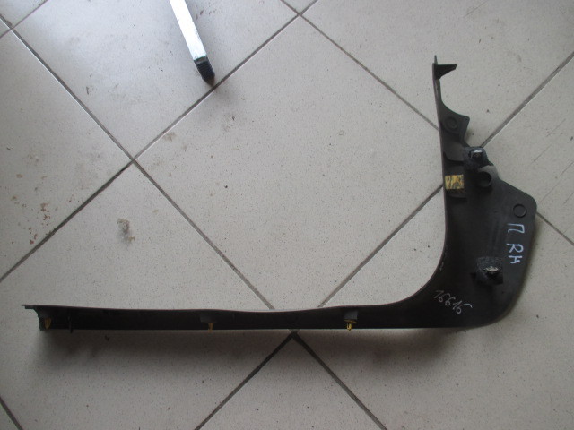Накладка порога (внутренняя) Ford Focus 2 2005-2008 3M51R13200A на Ford Focus 2