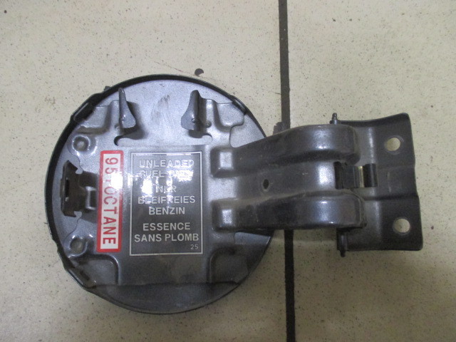 Лючок бензобака Mitsubishi Lancer X 2007-н.в. на Mitsubishi Lancer X