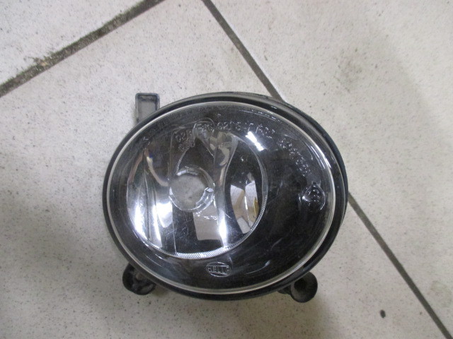 Фара противотуманная правая Audi A5 (8T) 2007-2011 на Audi A5 (8T)