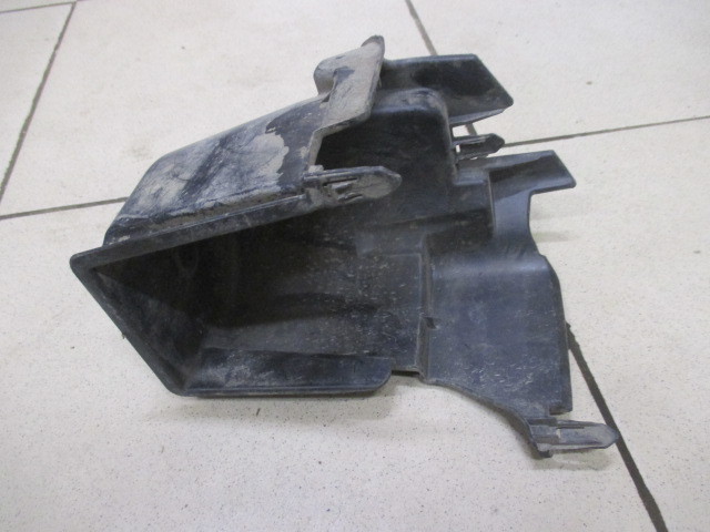 Кронштейн фары противотуманной правой Toyota Land Cruiser 200 2007-2012 на Toyota Land Cruiser 200