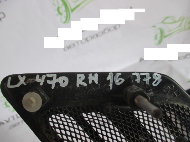 Накладка переднего крыла правого Lexus LX  1998-2002 на Lexus LX 