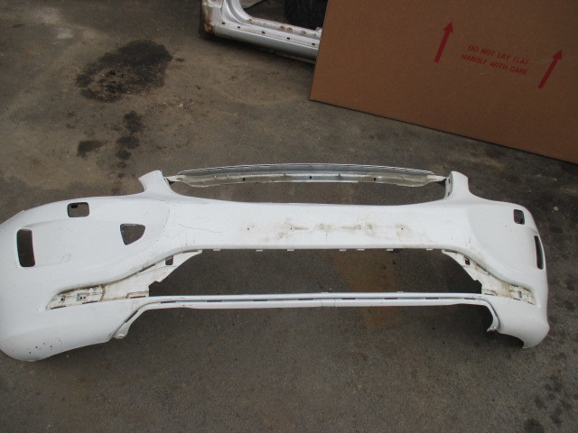Бампер передний Volvo XC60  2008-2013 на Volvo XC60 