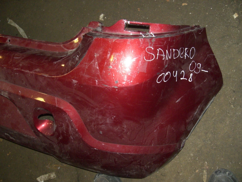 Бампер задний Renault Sandero  2009-2014 на Renault Sandero 