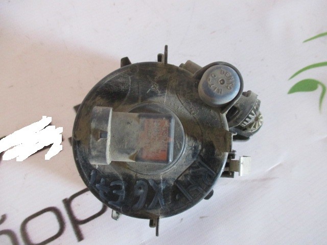 Фара противотуманная правая BMW X6 E71 2007-2014 на BMW X6 E71
