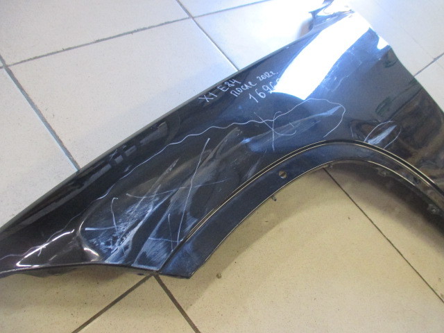 Крыло переднее левое BMW X1 (E84) 2009-2012 на BMW X1 (E84)