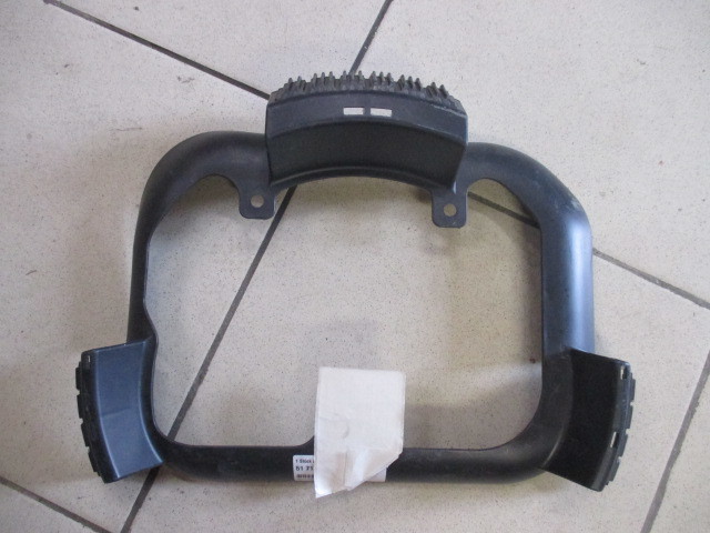 Кронштейн крепления запасного колеса BMW X3 E83 2003-2006 на BMW X3 E83