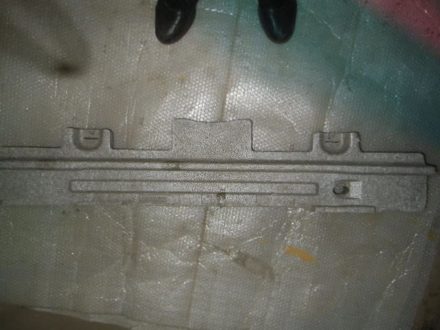 Наполнитель переднего бампера Hyundai i30  2007-2010 на Hyundai i30 