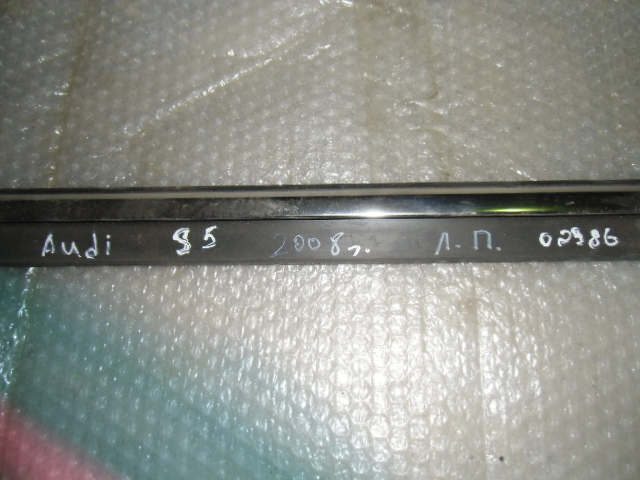 Молдинг заднего стекла Audi A5 (8T) 2007-2011 на Audi A5 (8T)