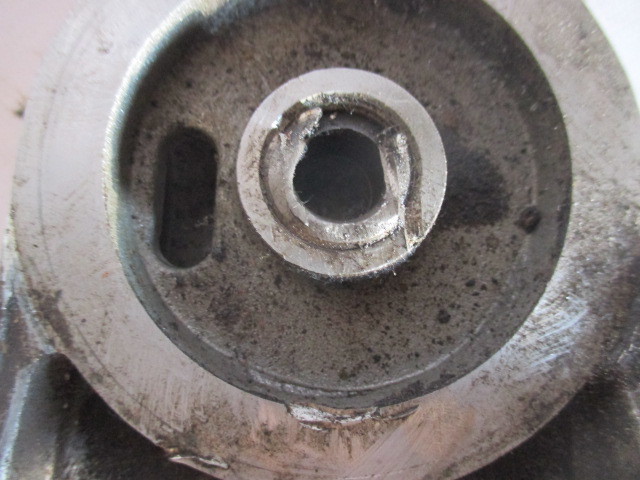 Кронштейн масляного фильтра Ford Focus 2 2005-2008 на Ford Focus 2