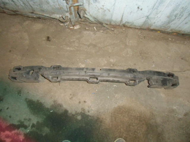 Наполнитель переднего бампера BMW X1 (E84) 2009-2012 на BMW X1 (E84)