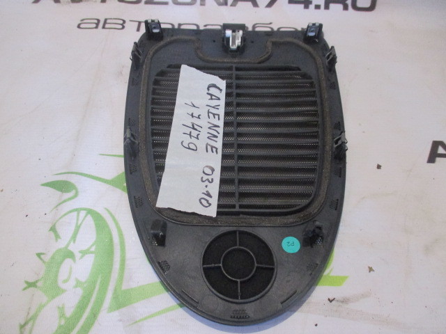 Решетка динамика на торпедо верхняя Porsche Cayenne 955 2002-2007 7L5858189 на Porsche Cayenne 955