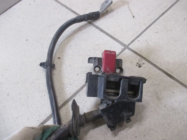 Клемма Volkswagen Touareg  2002-2008 на Volkswagen Touareg 