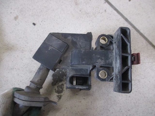 Клемма Volkswagen Touareg  2002-2008 на Volkswagen Touareg 
