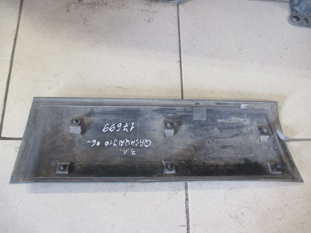 Накладка двери задней Nissan Qashqai J10 2006-2010 на Nissan Qashqai J10