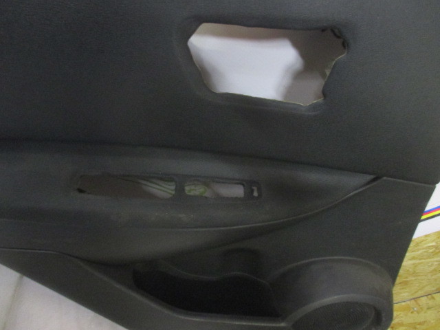 Обшивка двери задней левой Nissan Qashqai J10 2006-2010 на Nissan Qashqai J10