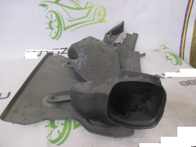 Воздуховод под бардачком Nissan Qashqai J10 2006-2010 на Nissan Qashqai J10