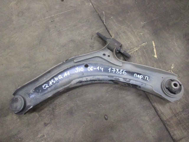 Рычаг передний средний правый Nissan Qashqai J10 2006-2010 на Nissan Qashqai J10