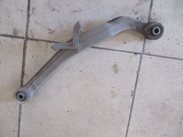 Рычаг задний нижний левый передний Nissan Qashqai J10 2006-2010 на Nissan Qashqai J10