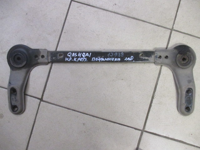 Кузов наружные элементы на Nissan Qashqai J10
