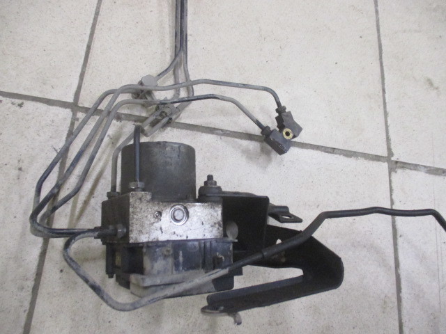 Блок ABS (насос) Nissan Qashqai J10 2006-2010 на Nissan Qashqai J10