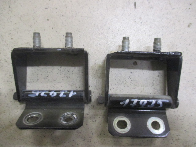 Петли крышки багажника Nissan Qashqai J10 2006-2010 (пара) на Nissan Qashqai J10