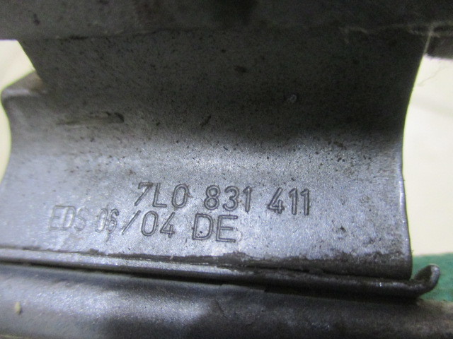 Петля двери Porsche Cayenne 955 2002-2007 на Porsche Cayenne 955