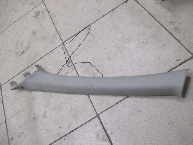 Обшивка стойки Nissan Qashqai J10 2006-2010 на Nissan Qashqai J10