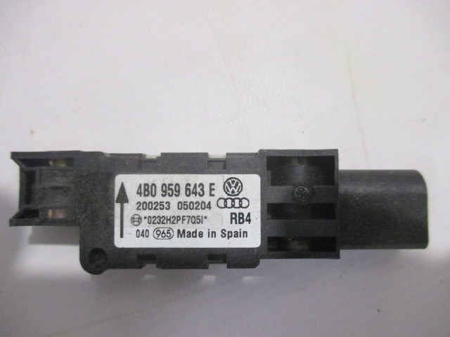 Датчик AIR BAG Porsche Cayenne 955 2002-2007 на Porsche Cayenne 955