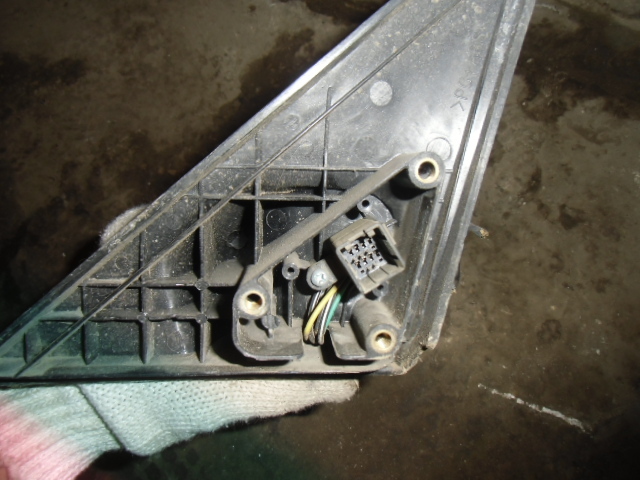 Зеркало правое электрическое Hyundai Elantra III (XD) 2000-2003 на Hyundai Elantra III (XD)