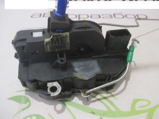 Замок двери передней левой Opel Astra J 2009-2015 на Opel Astra J