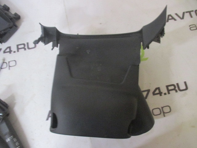 Кожух рулевой колонки Opel Astra J 2009-2015 13344475 на Opel Astra J
