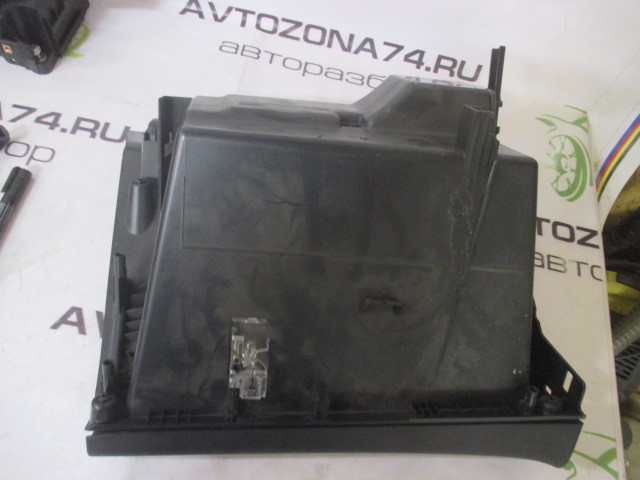 Бардачок Opel Astra J 2009-2015 на Opel Astra J
