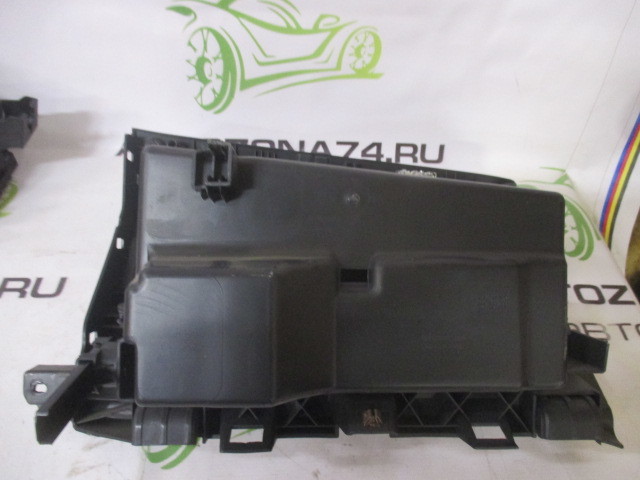 Бардачок Opel Astra J 2009-2015 на Opel Astra J