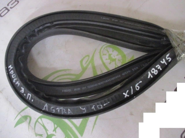Уплотнитель двери задней правой Opel Astra J 2009-2015 на Opel Astra J