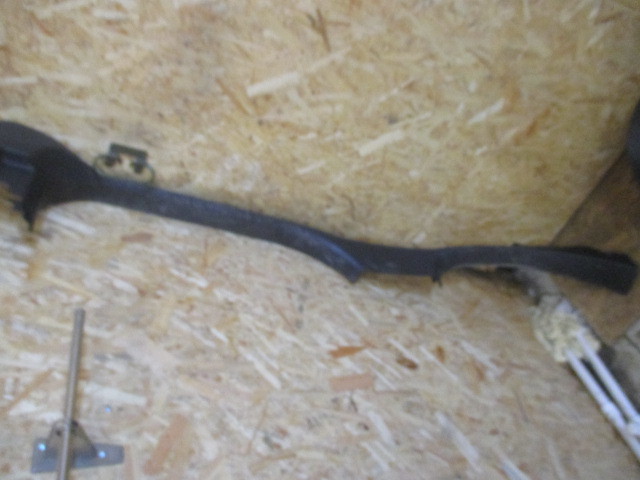 Накладка порога (внутренняя) Opel Astra J 2009-2015 13259197 на Opel Astra J