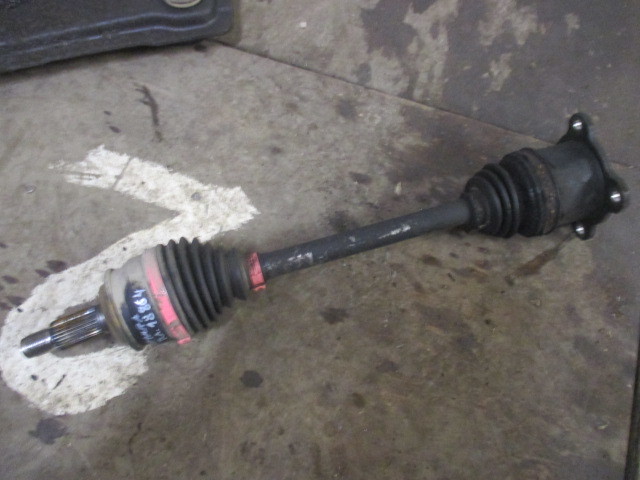 Полуось передняя левая Suzuki Grand Vitara  2005-2008 на Suzuki Grand Vitara 