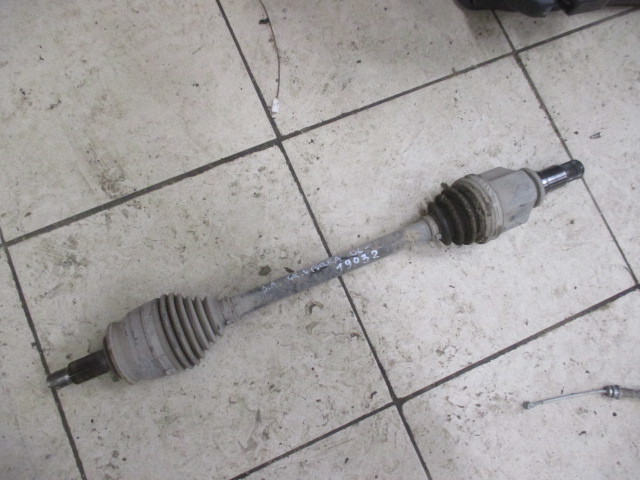 Полуось задняя Suzuki Grand Vitara  2005-2008 на Suzuki Grand Vitara 