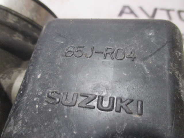 Патрубок воздушного фильтра Suzuki Grand Vitara  2005-2008 на Suzuki Grand Vitara 