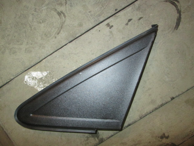 Накладка переднего крыла левого Ford Focus 2 2005-2008 на Ford Focus 2