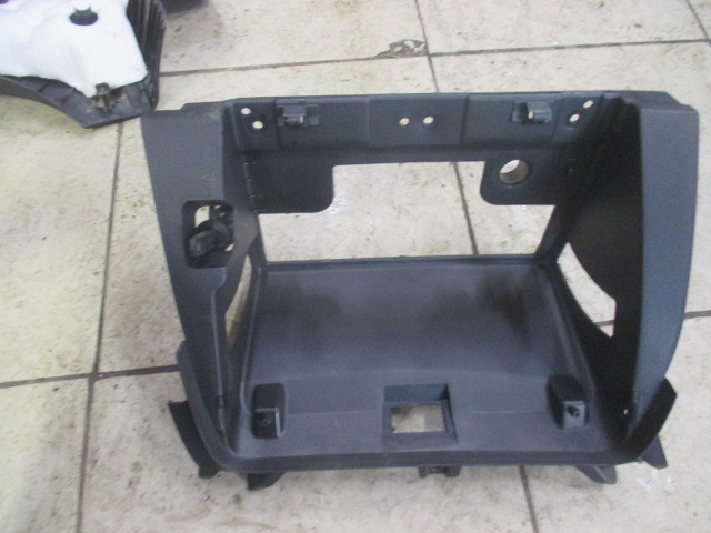 Бардачок Hyundai ix35  2010-2015 на Hyundai ix35 