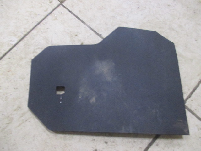 Накладка (кузов внутри) Kia RIO 84795-2YAA1 на Hyundai ix35 