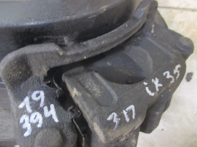 Суппорт тормозной правый Hyundai ix35  2010-2015 на Hyundai ix35 