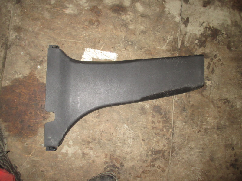 Обшивка стойки Kia Ceed (ED) 2006-2012 на Kia Ceed (ED)